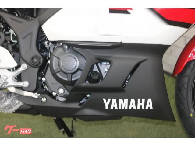 Yamaha YZF-R25 70th Anniversary Edition 2026 — миниатюра 4