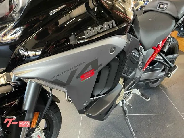 DUCATI V4S 2025 — миниатюра 3
