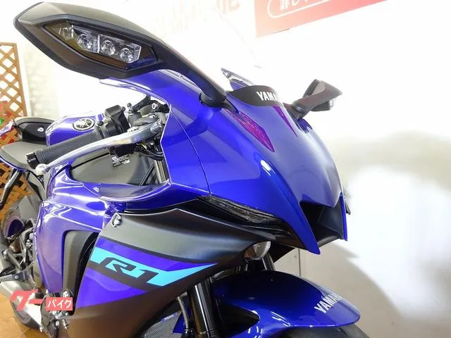 Yamaha YZF-R1 2024 // 2024 — миниатюра 3
