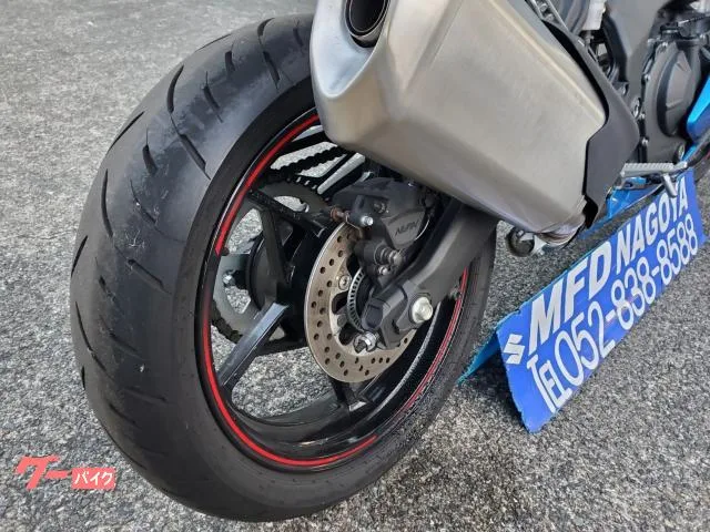 Kawasaki Ninja ZX-4R SE 400CC4 ETC USB 2024 — миниатюра 3