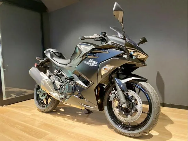 Kawasaki Ninja 500 451cc 2 LED 2026 — миниатюра 2