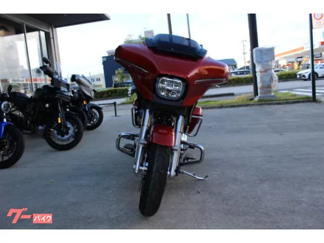 HARLEY-DAVIDSON FLHX 2024 — миниатюра 2