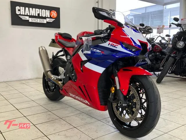 Honda CBR1000RR-R LED USB ABS ETC2.0 2024 — миниатюра 5