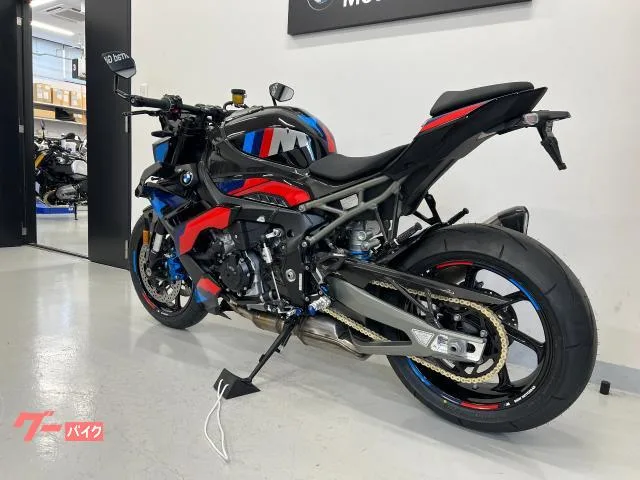 BMW M1000R BMW M 210PS 2025 — миниатюра 3