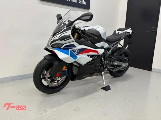 BMW S1000RR M BMW M M M M 2026 — миниатюра 2