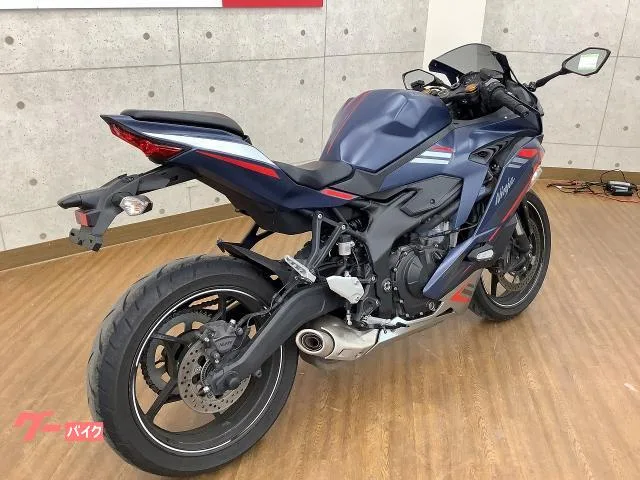 Kawasaki Ninja ZX-25R SE 2022 — миниатюра 3