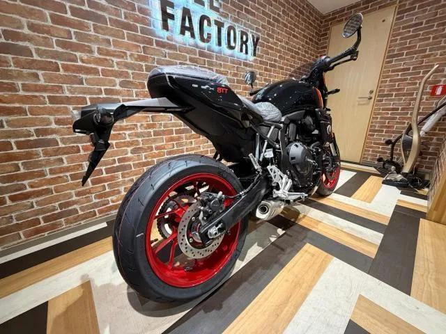 Suzuki GSX-8TT typeC 2026 — миниатюра 3