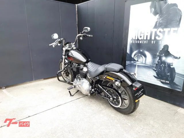 HARLEY-DAVIDSON FXST 2023 — миниатюра 3