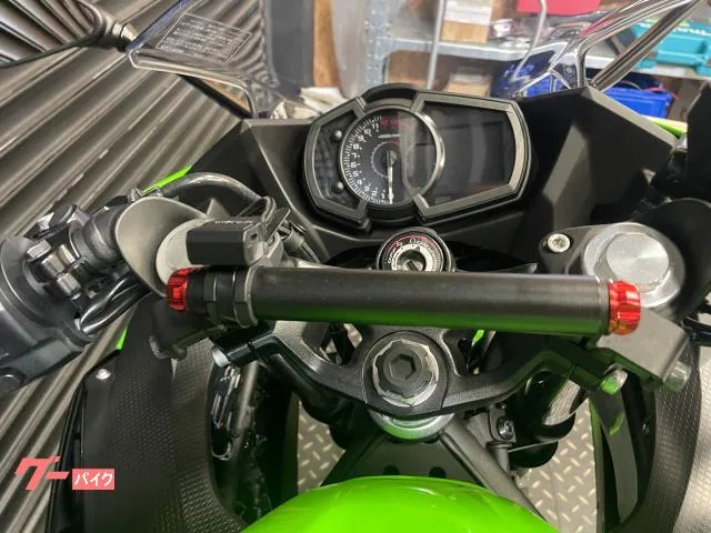 Kawasaki Ninja 400 USB 2 2023 — миниатюра 3