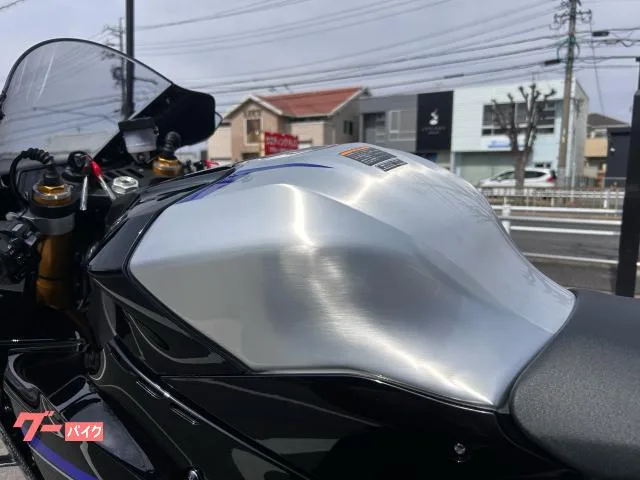 Yamaha YZF-R1M 2025 — миниатюра 3