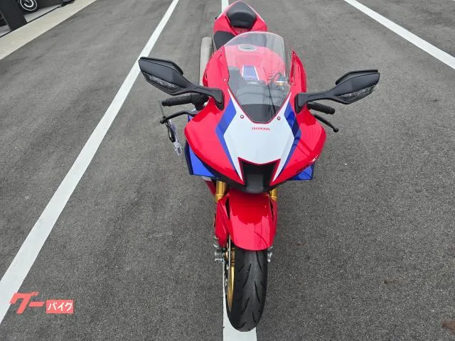 Honda CBR1000RR-R 2023 — миниатюра 3
