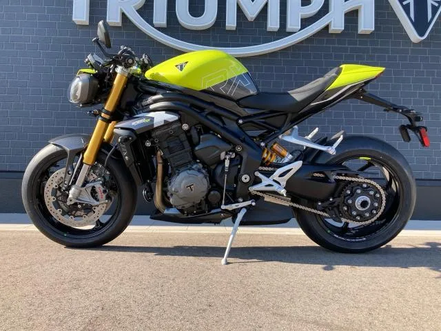 TRIUMPH 1200RX Brenbo 2025 — миниатюра 5