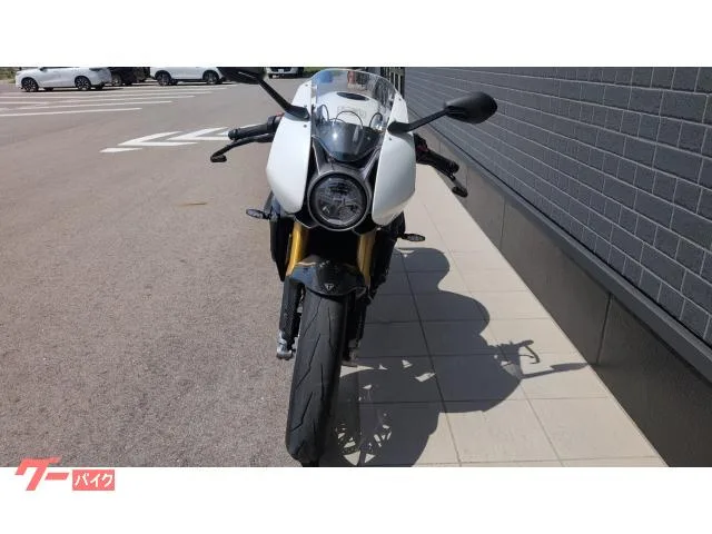 TRIUMPH 1200RR 2023 — миниатюра 5