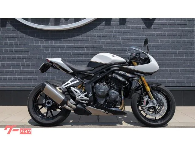 TRIUMPH 1200RR 2023 — фото 1, купить с доставкой в Москву