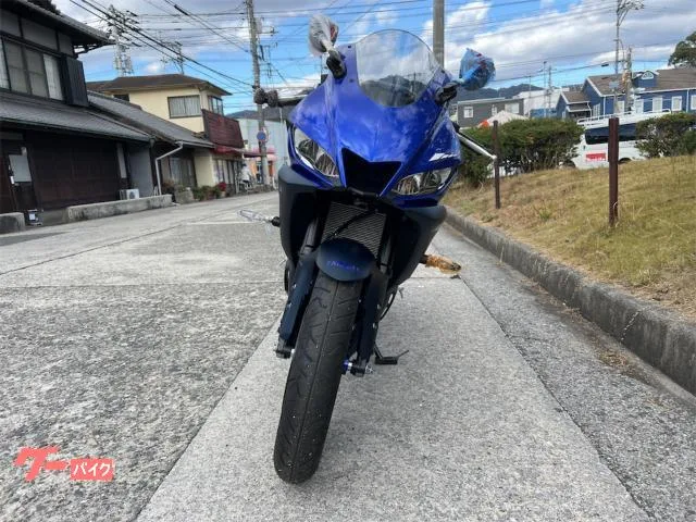 Yamaha YZF-R25 ABS 2022 — миниатюра 5