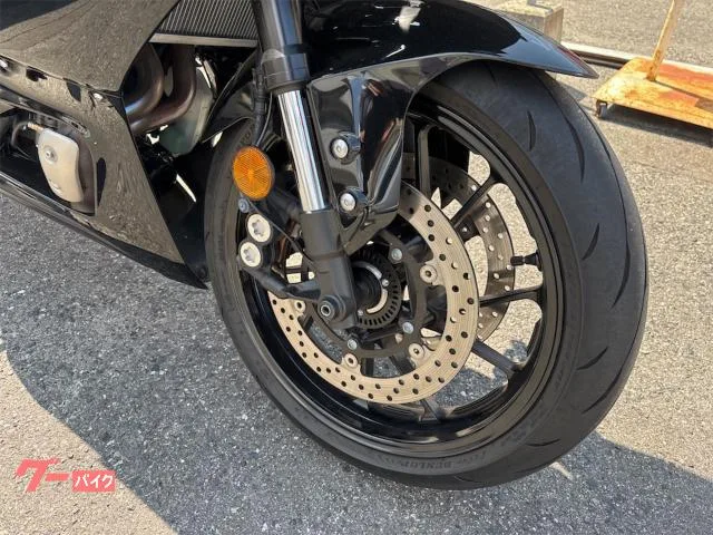 Yamaha YZF-R7 2022 — миниатюра 5