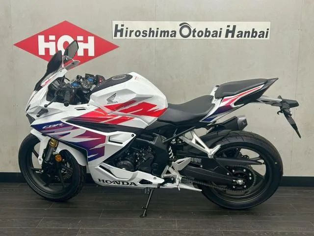 Honda CBR250RR ABS 2025 — миниатюра 3