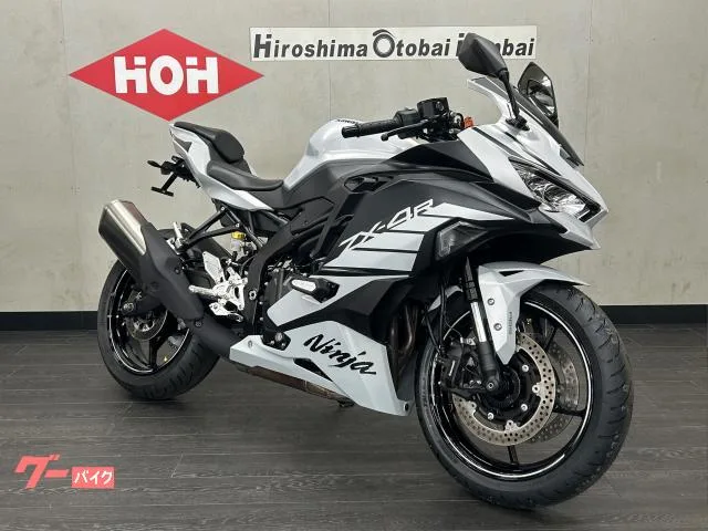 Kawasaki Ninja ZX-4R SE ETC2.0 USB 2025 — миниатюра 2