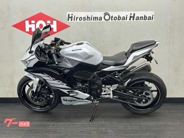 Kawasaki Ninja ZX-4R SE ETC2.0 USB 2025 — миниатюра 4