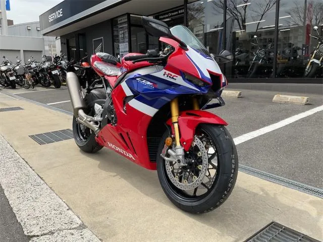 Honda CBR1000RR-R SP 2024 — миниатюра 2