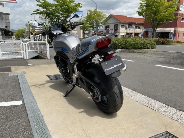 Honda CB1000F SE 2026 — миниатюра 5