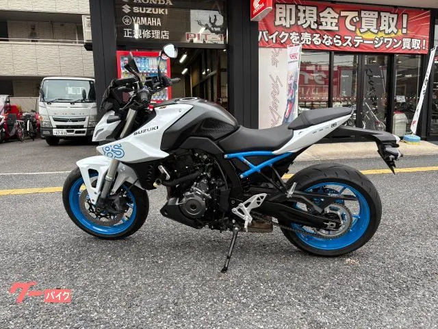 Suzuki GSX-8S ETC USB 2023 — миниатюра 3