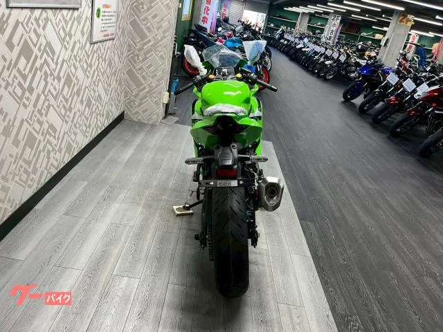 Kawasaki Ninja ZX-4RR NEW 2026 — миниатюра 3