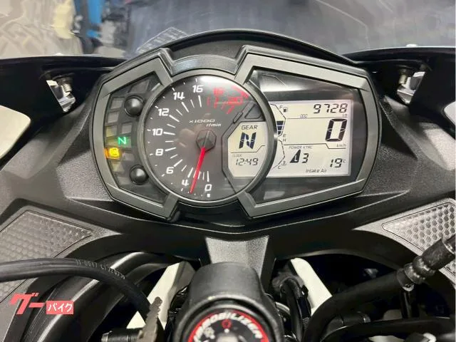 Kawasaki Ninja ZX-25R SE 2022 — миниатюра 4
