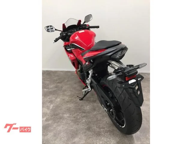 Honda CBR400R SHOWA SFF-BP 2022 — миниатюра 3