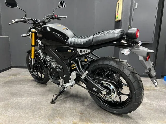 Yamaha XSR125 ABS VVA LCD 2024 — миниатюра 3