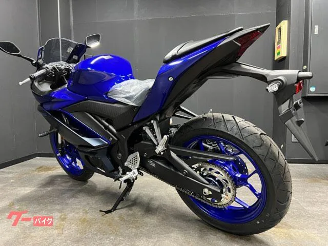Yamaha YZF-R25 ABS LED 2023 — миниатюра 3