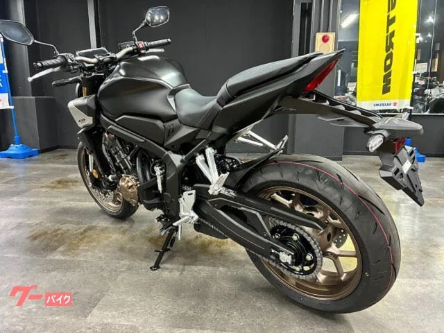 Honda CB650R E-Clutch 5.0TFT Honda RoadSyn 2024 — миниатюра 3