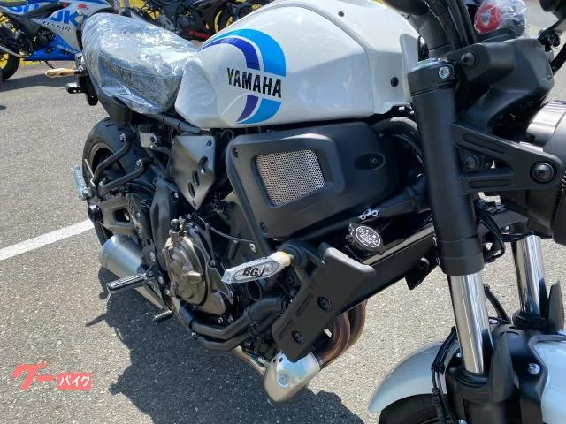 Yamaha XSR700 2023 LED 2023 — миниатюра 3