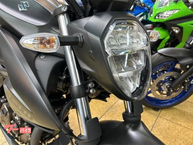 Suzuki GIXXER 250 ABS LED M5 2025 — миниатюра 3