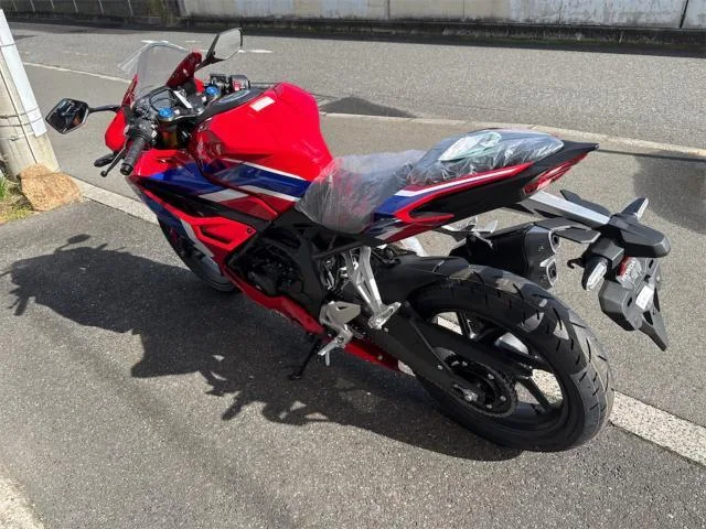 Honda CBR250RR 2025 2025 — миниатюра 4