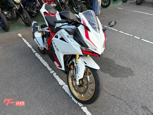 Honda CBR250RR 2022 — миниатюра 2