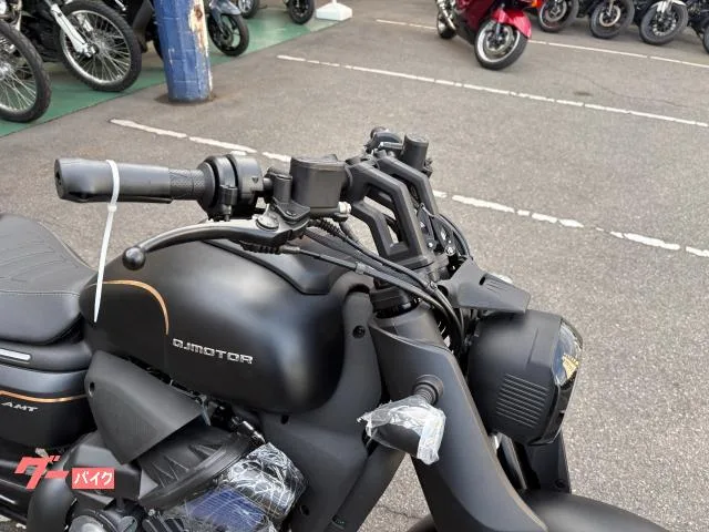 QJMOTOR SRV 400A-AMT AT 2026 — миниатюра 3