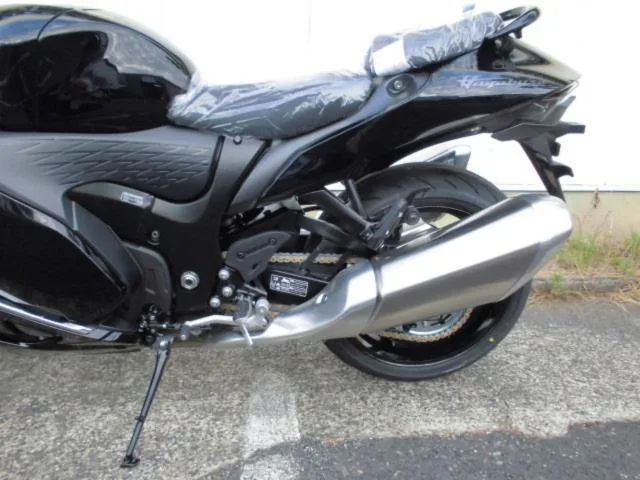Suzuki (GSX1300R Hayabusa) 2022 — миниатюра 4
