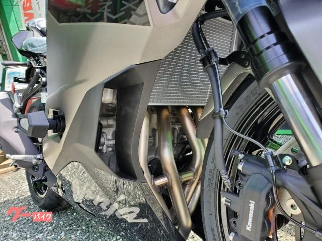 Kawasaki Ninja ZX-25R SE/ABS/ // 2026 — миниатюра 4