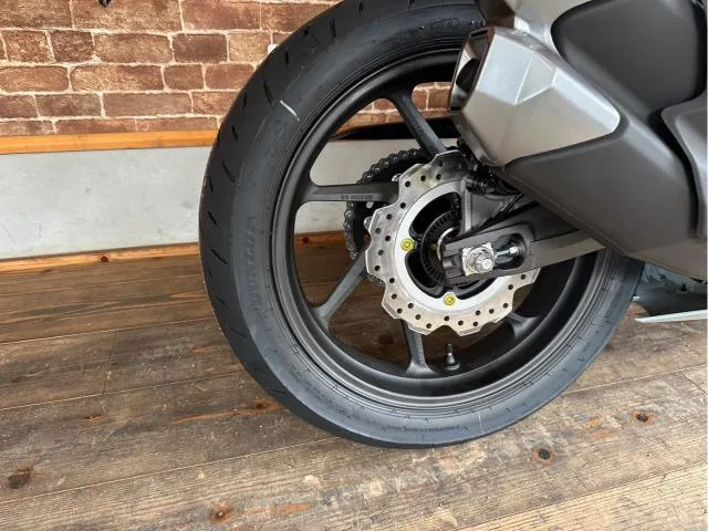 Honda CBR250RR 2025 — миниатюра 2