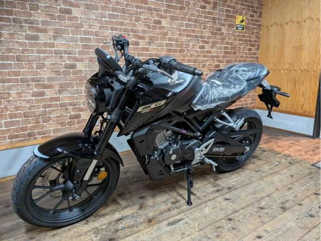 Honda CB125R 2026 — миниатюра 3