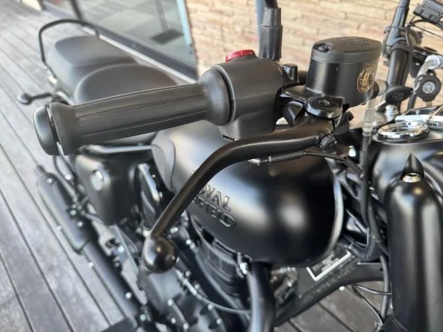 ROYAL ENFIELD 350 2025 — миниатюра 5