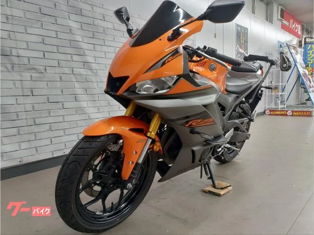 Yamaha YZF-R25 ABS 2022 GIVI 2022 — миниатюра 5