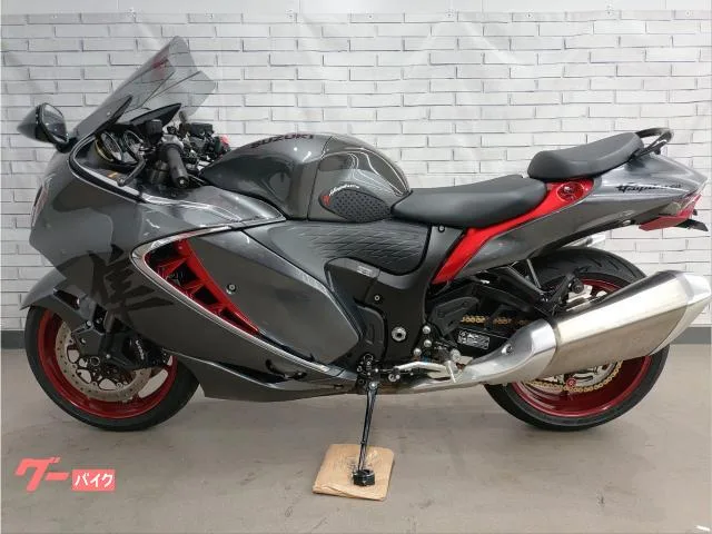 Suzuki (GSX1300R Hayabusa) 2023 — миниатюра 3