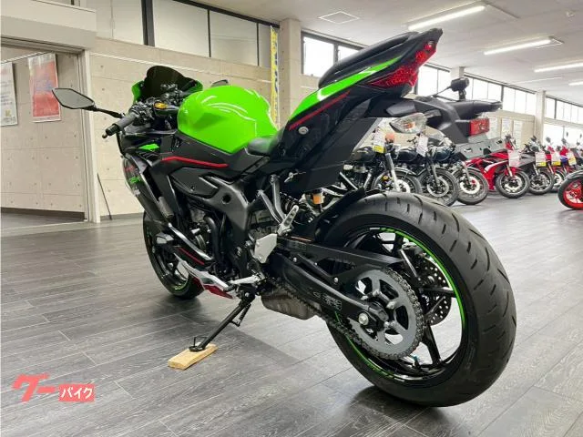 Kawasaki Ninja ZX-25R SE 2022 — миниатюра 4