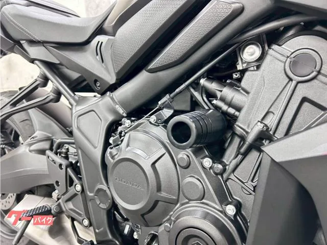 Honda CBR650R 2024 ETC USB 2024 — миниатюра 3