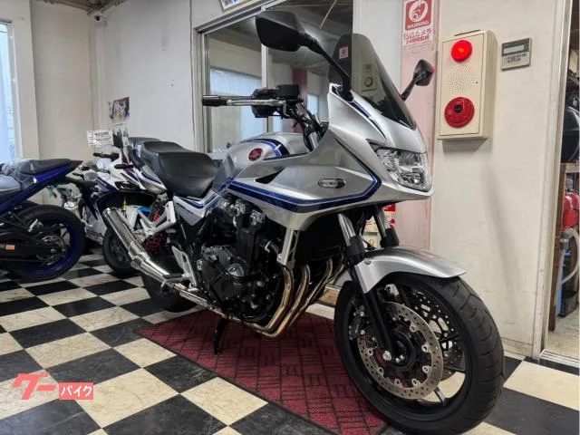 Honda CB1300Super USB ETC 2023 — миниатюра 2