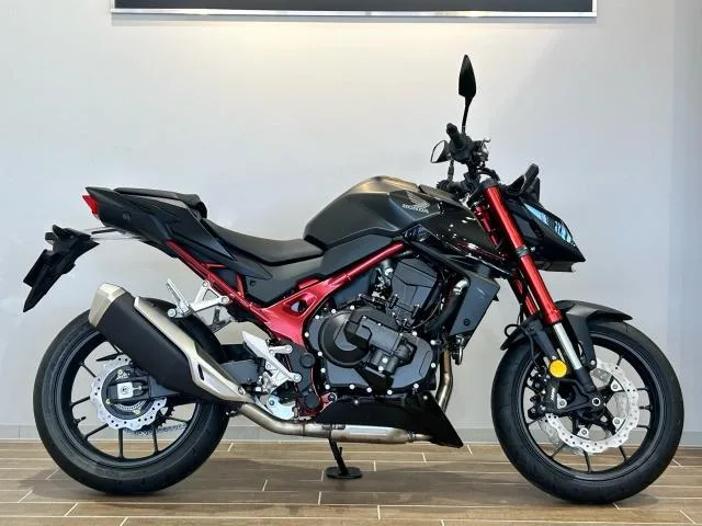 Honda CB750 E-Clutch 2026 — миниатюра 2