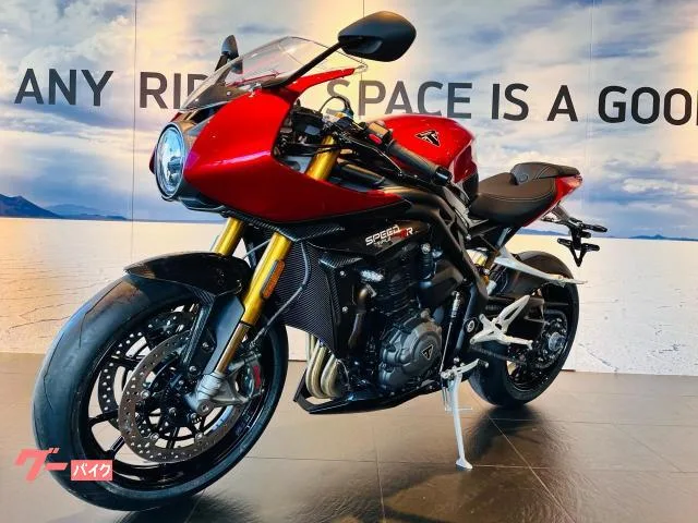 TRIUMPH 1200RR 2025 — миниатюра 5