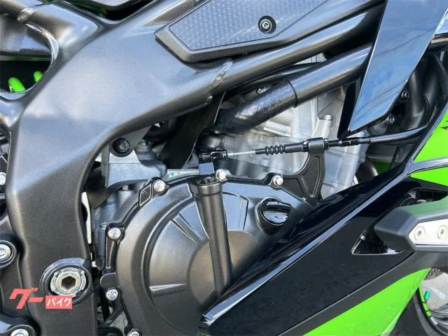 Kawasaki Ninja ZX-4RR KRT EDITION ETC2.0 USB 2024 — миниатюра 4